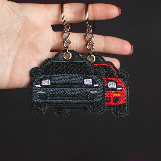Personalizowany brelok z haftem Celica V idealny prezent dla fana motoryzacji 