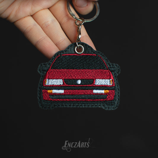 Brelok EnczArts z haftem VW Passata B4 w bordowej kolorystyce brelok z haftem Twojego samochodu 
